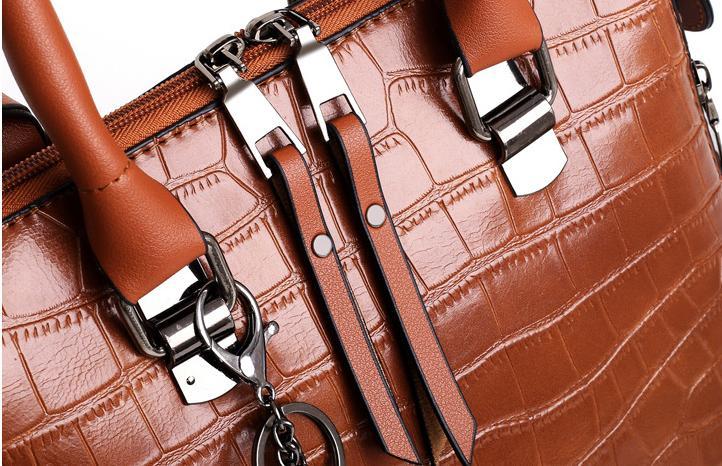 Valentina® | JUEGO DE BOLSOS DE CUERO DE 4 PIEZAS